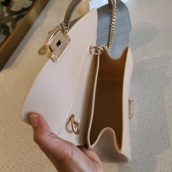 Mini Crossbody bag. - Picture 7 of 7